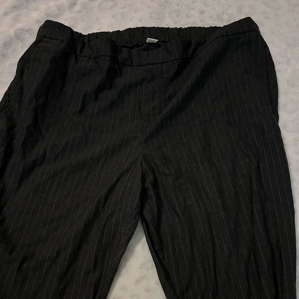 Women black pin stripped size 18 pants old navy